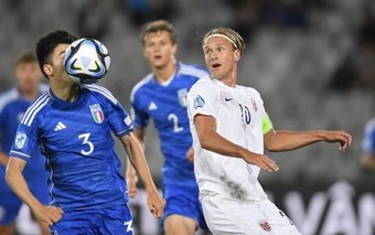 L'Italia Under-21 ha affrontato la Norvegia Under-21 nell'ultimo match a disposizione della fase a gironi del campionato europeo. Gli Azzurrini hanno incassato una pesante sconfitta per 1-0 e si sono visti eliminare al primo turno del torneo internazionale. Nicolato ha seguito le tracce di Mancini e Nunziata facendosi escludere dalla terza competizione disputata dagli Azzurri nel corso dell'ultimo mese.