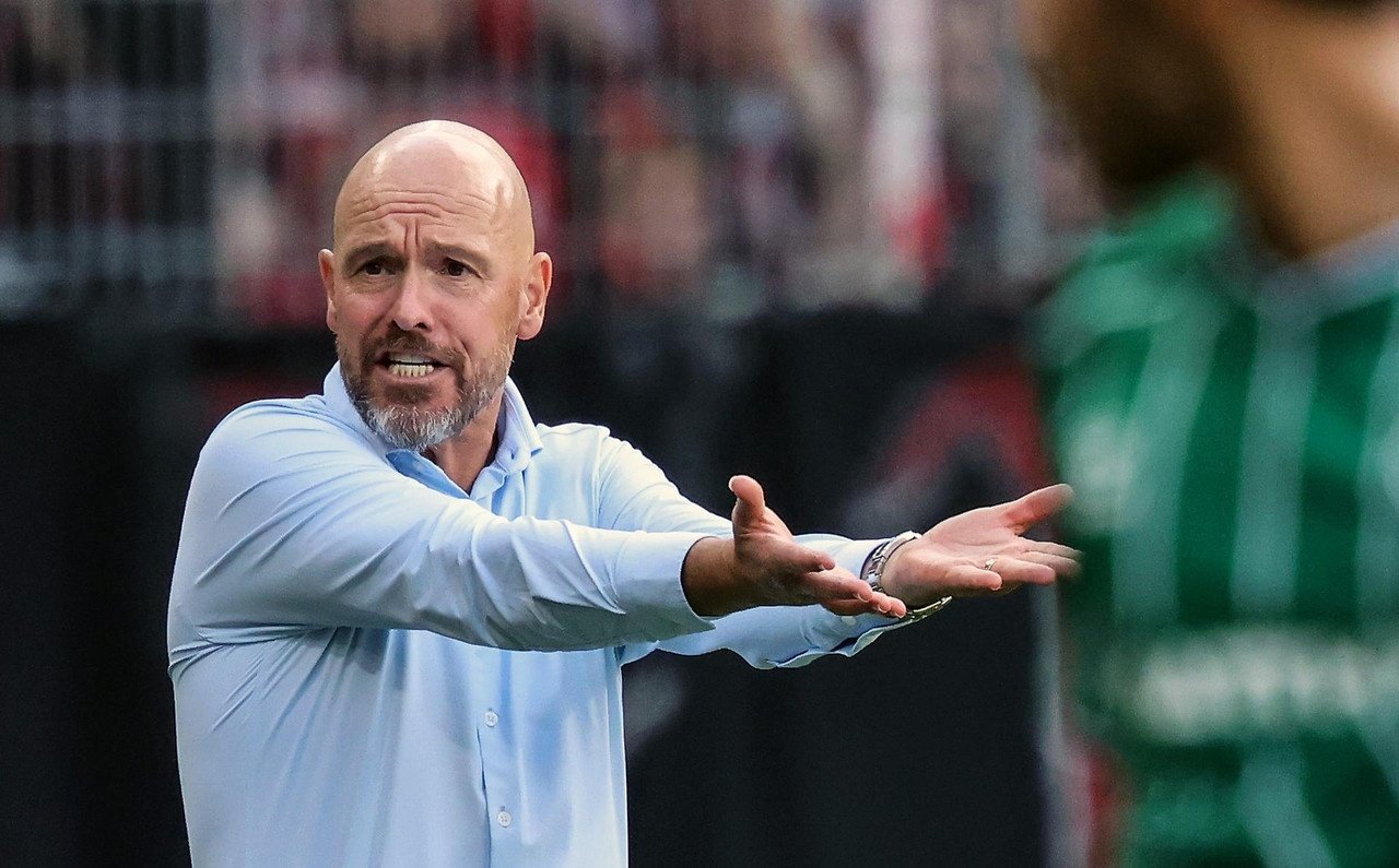 El dilema de Ten Hag: volver al Ajax o firmar con los Wolves