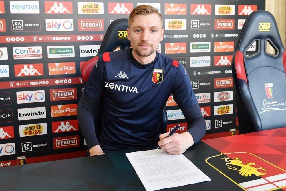 Eriksson, nuevo jugador del Genoa. GenoaCFC