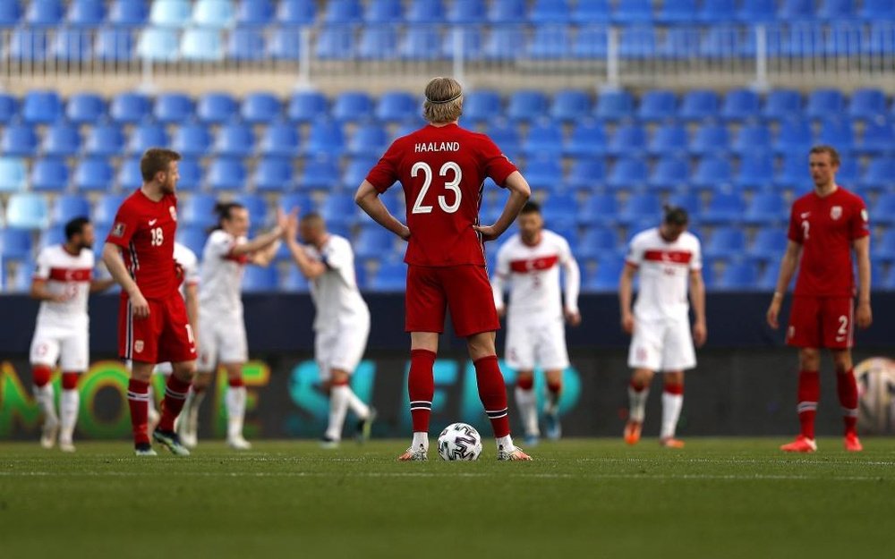 Haaland will miss Norway's clashes against Spain and Georgia. EFE
