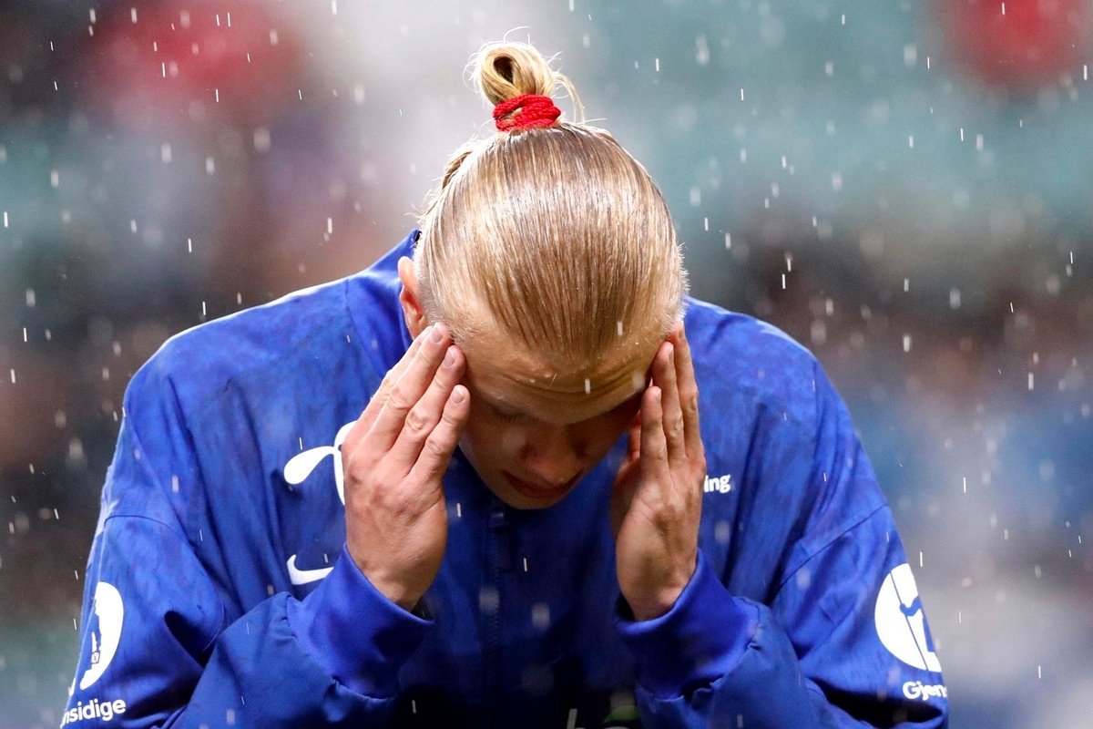 A turbulência vivida no Bryne, clube onde Erling Braut Haaland despontou ainda jovem como grande promessa, tem tirado o sono do atacante do Manchester City.