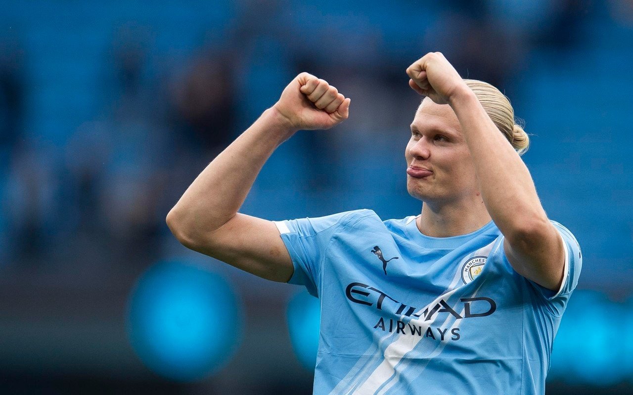 Norway's national team continued their preparations on Sunday, with Sebastian Sebulonsen and Sverre Nypan taking part in the training session.