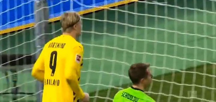 Haaland festeggia il Golden Boy: 4 gol contro l'Hertha!