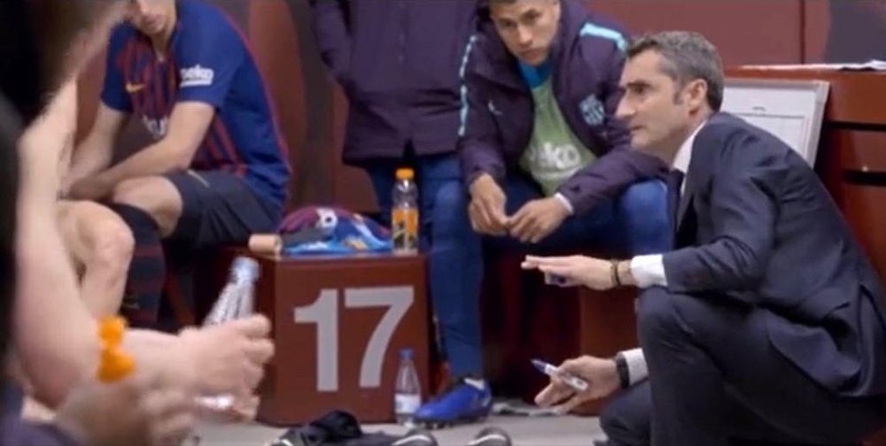 Valverde pedía ritmo a los suyos para generar espacios. Captura/RakutenTV