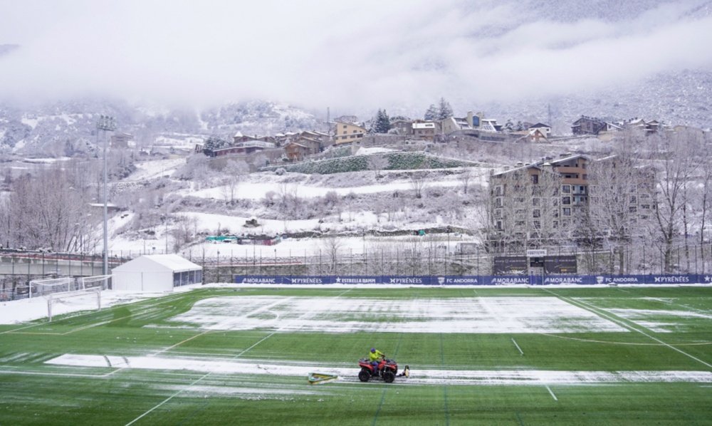 The spectacular image that the snow left in the Andorra v Lleida Esportiu match. FCAndorra