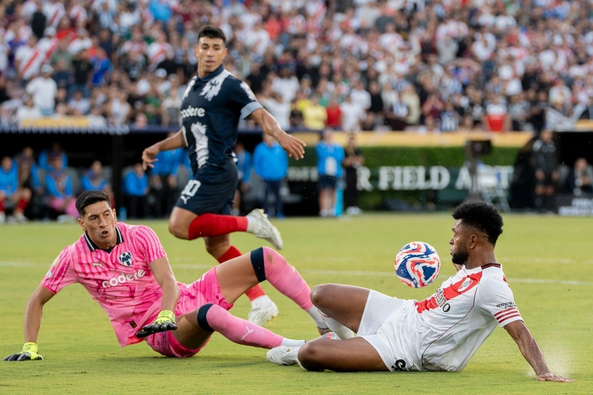 River y Monterrey empataron en Pasadena. EFE