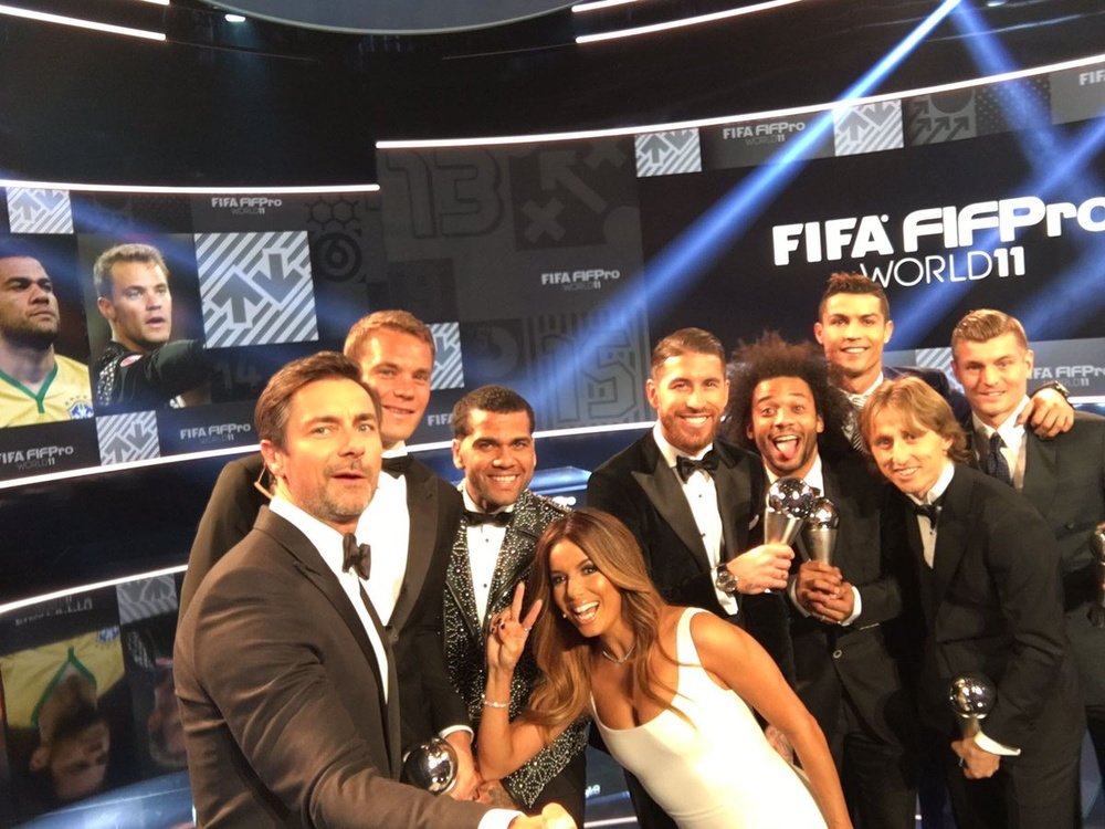 Selfie of some of the players. Twitter