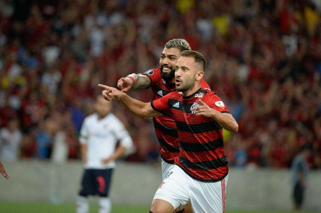 É outro Flamengo na Libertadores.
