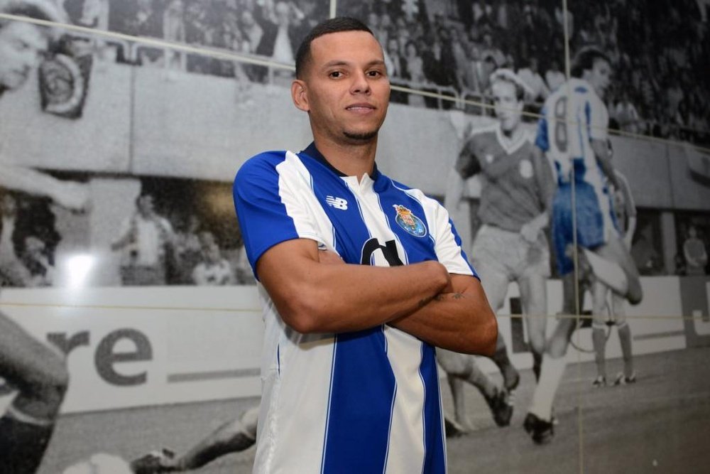 Ewerton rejoint Porto. FCPorto