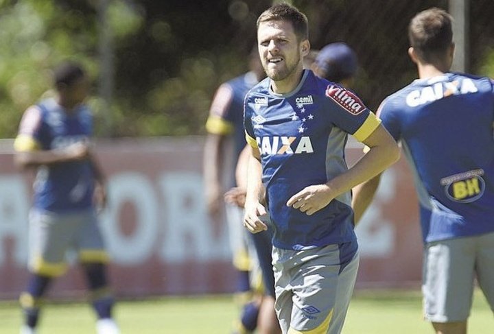 Ezequiel pode voltar ao Cruzeiro contra o São Paulo