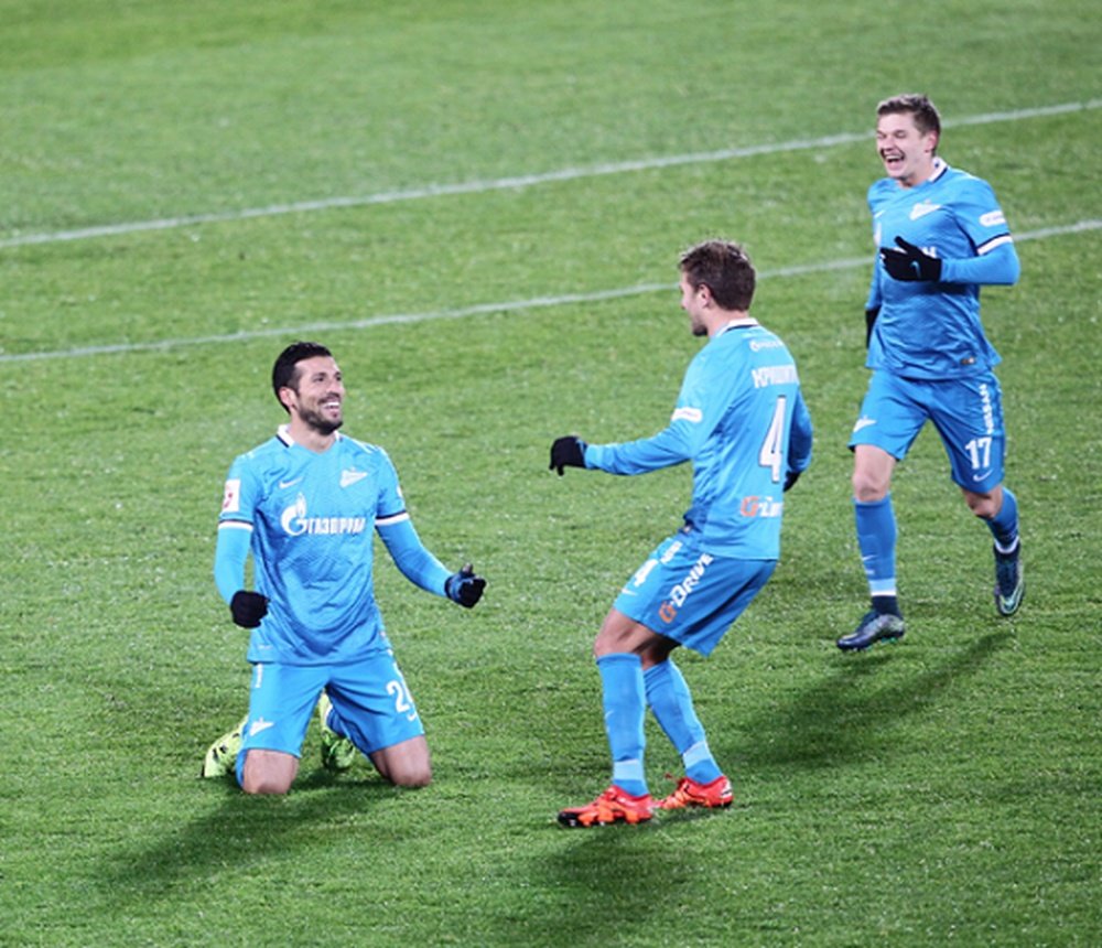 Ezequiel Garay celebra su tanto, el primero de los tres marcados por el Zenit de San Petersburgo al Ural Sverdlovskaya. Twitter
