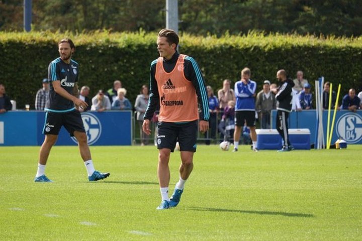 El Schalke renueva a su perla Fabien Reese