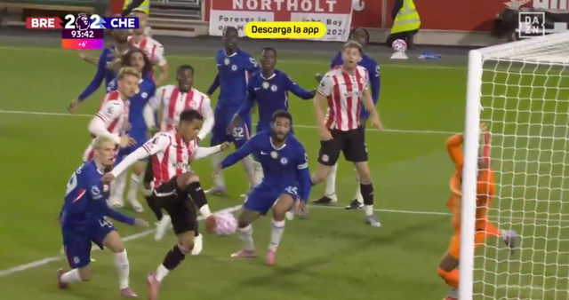 Carvalho dispara al Chelsea en el 93'
