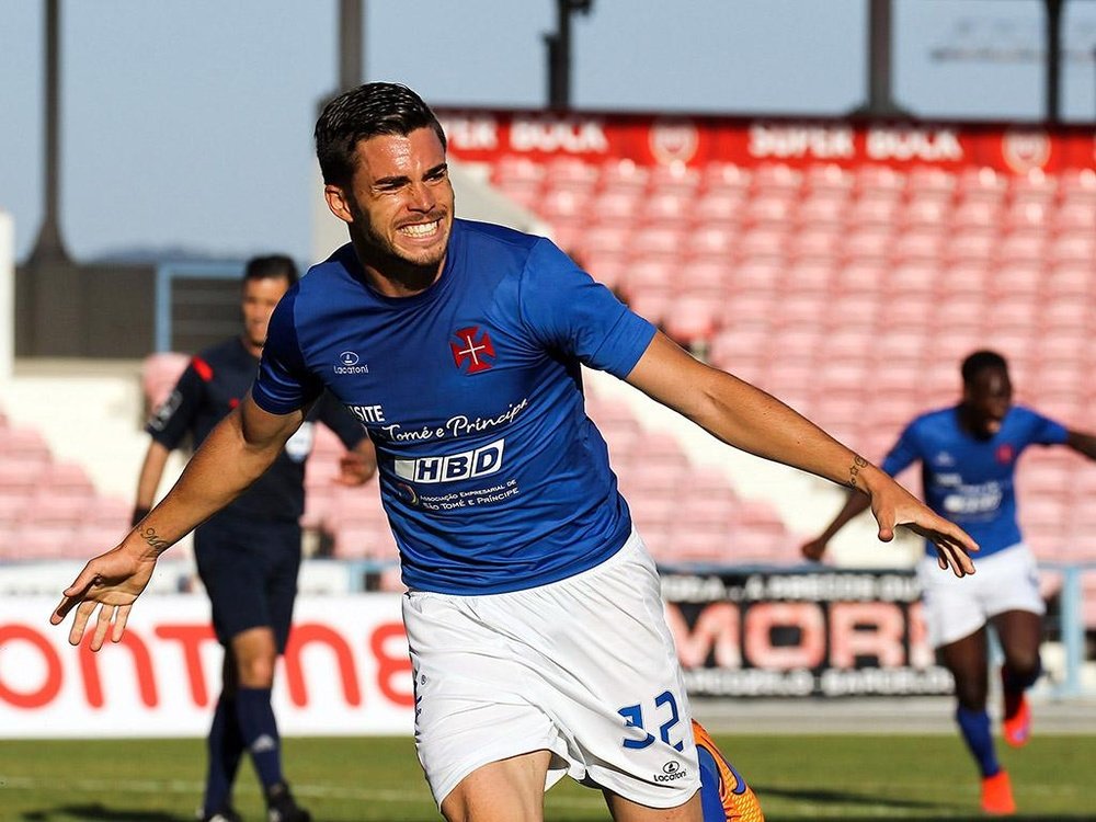 Fábio Nunes, celebrando un gol con el Os Belenenses. CFosBelenenses