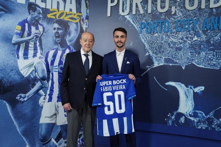 Le FC Porto prolonge son joyau Fabio Vieira