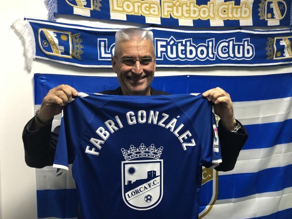 Fabri fue presentado como técnico del Lorca. Lorca