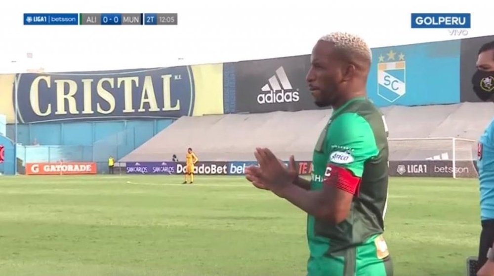 Jefferson Farfán anotó un gol en su debut con Alianza de Lima. Captura/GolPeru