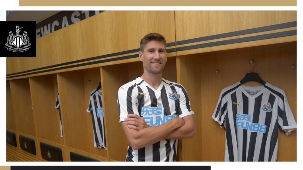 Fernández a rejoint Newcastle.  Twitter/NUFC