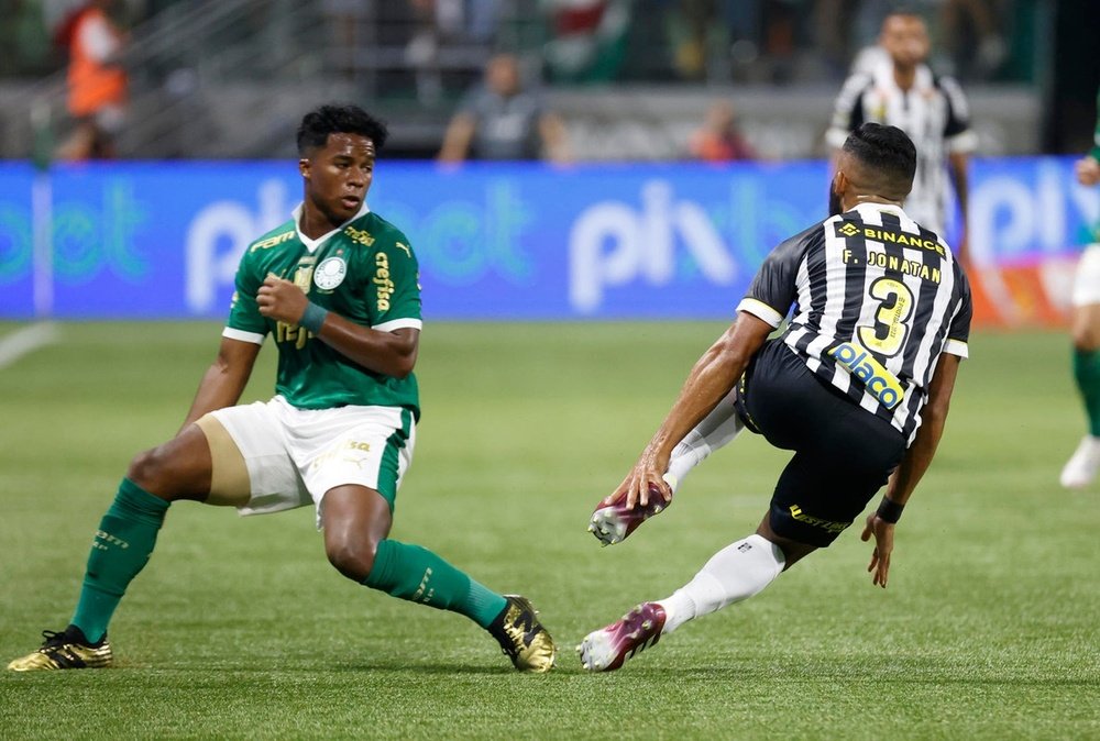 Endrick lidera a lista dos 10 jogadores mais valorados do Campeonato Brasileiro 2024. EFE/ Sebastiao