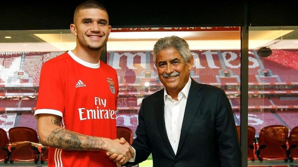 Benfica recrute la perle Morato. Twitter/SLBenfica