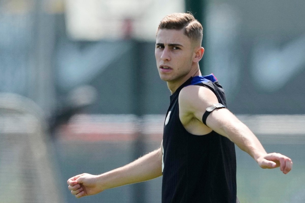 Barcelona concerned over injuries to Fermin Lopez and Inigo Martinez