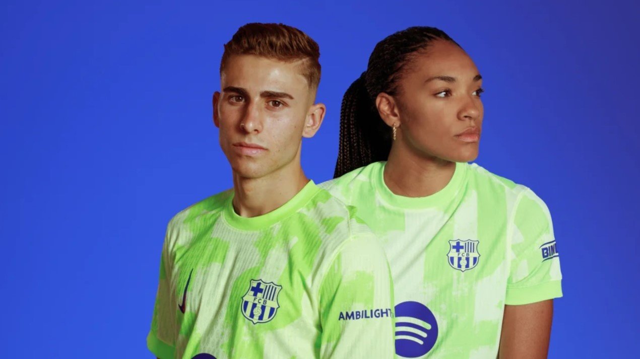 Maillot third original pour le Barça 2024-25. Capture/FCBarcelona