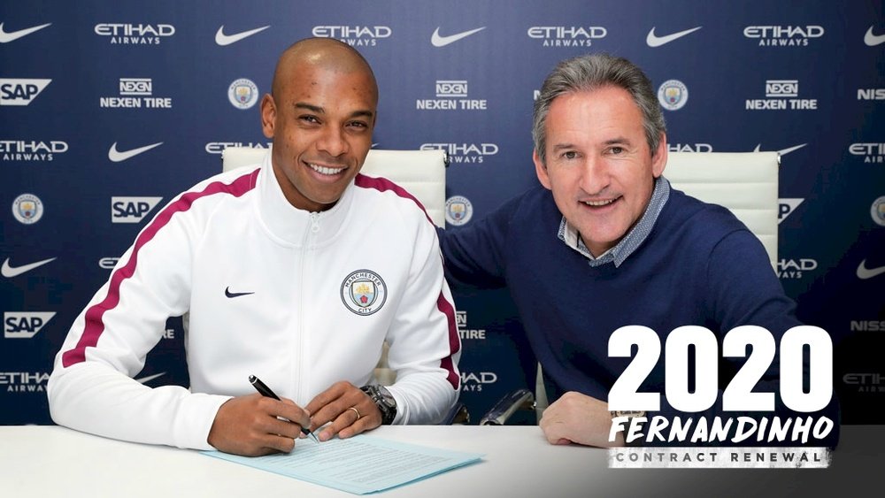 Fernandinho has extended his stay at the Etihad. ManCity