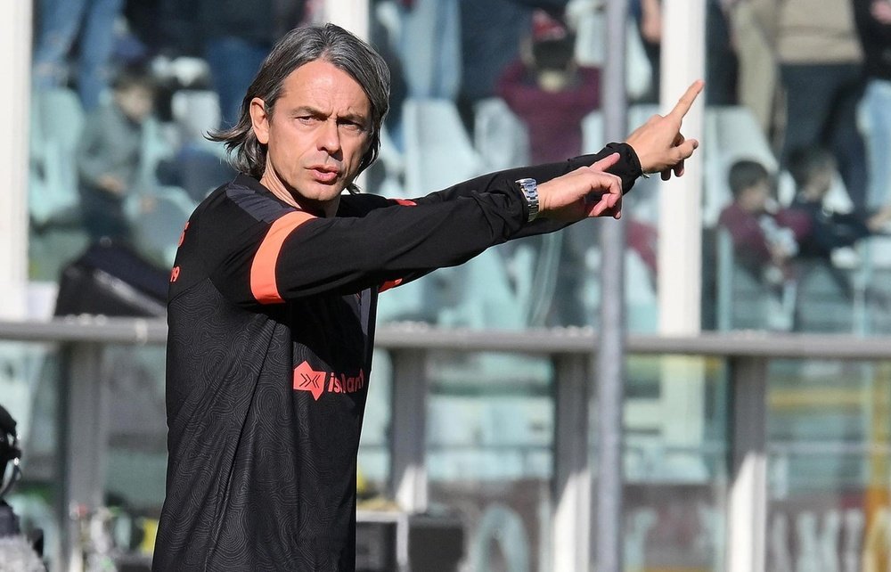 La Salernitana necesita frenar la cantidad de goles encajados para creer en la permanencia. EFE