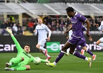 La Fiorentina pareció tener una maldición con el gol en el primer tiempo ante el Viktoria Plzen. El equipo italiano tuvo 5 ocasiones claras de gol antes del descanso de la vuelta de cuartos de final de la Conference League, pero el marcador continuó con el 0-0 inicial tras el pitido final del árbitro.