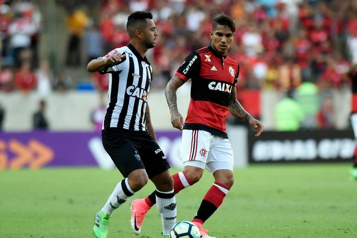 Flamengo e Atlético Mineiro se anulam no pontapé de saída do Brasileirão