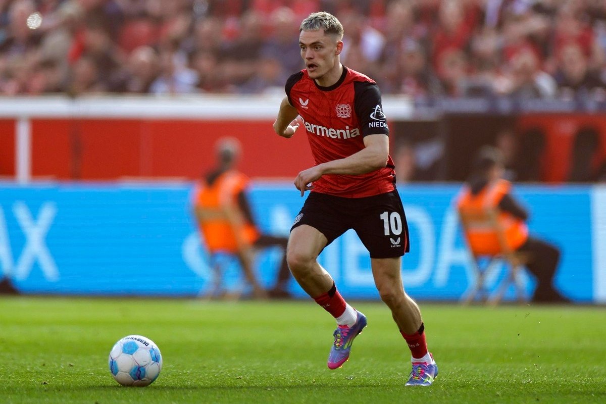 Florain Wirtz lors du match face à l'Union Berlin. EFE/Christopher Neundorf