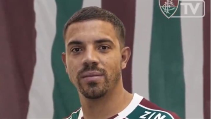 Fluminense anuncia a contratação de Terans