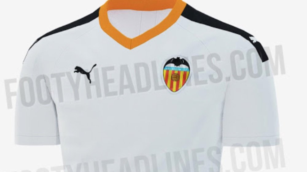 Así sería la nueva camiseta Puma del Valencia. Captura/Footyheadlines
