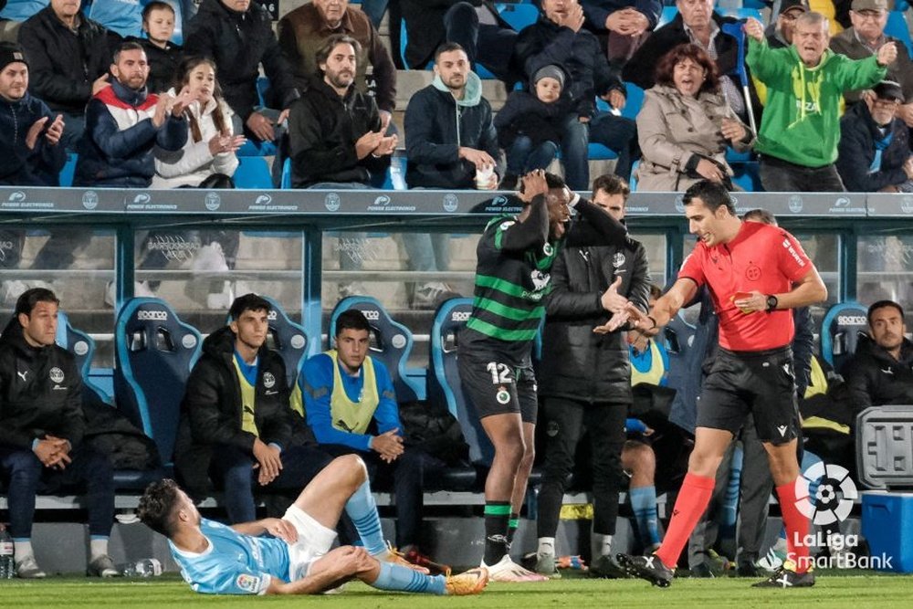 La UD Ibiza cosechó tres puntos ante el Racing. LaLiga