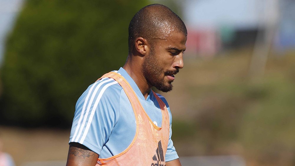 Rafinha estará fuera dos semanas. RCCelta