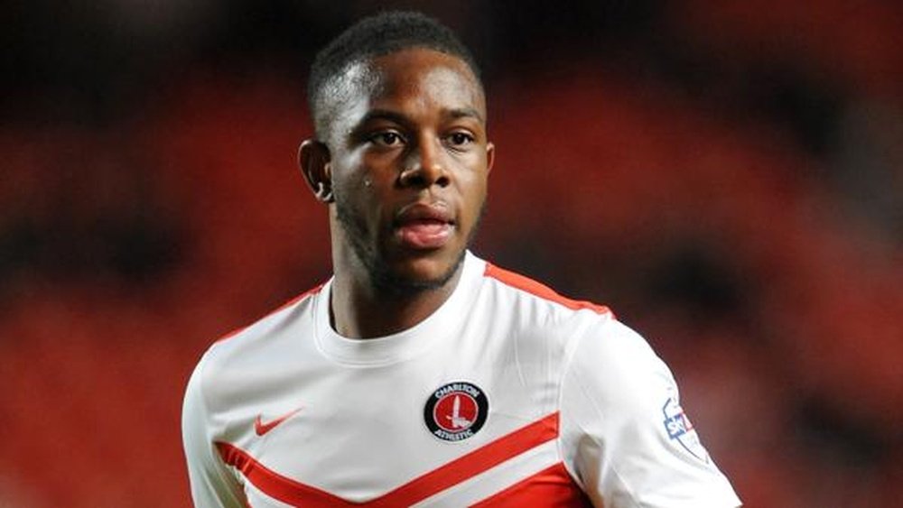 Franck Moussa deja el Charlton Athletic para firmar hasta final de temporada con el Southend. CAFC