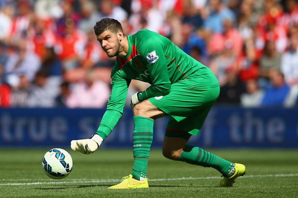 Fraser Forster currently plays for Southampton. SaintsFC