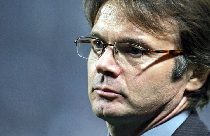 Troussier leaves China's Hangzhou after 7 months