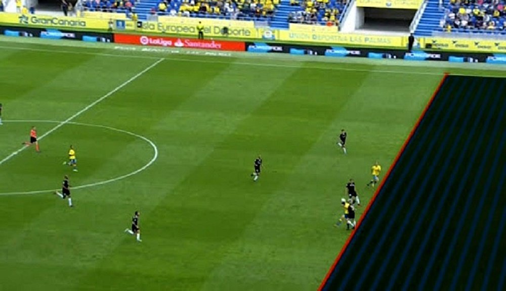 Iglesias Villanueva le anuló un gol a Las Palmas que pudo significar el empate. Captura/BeINSport