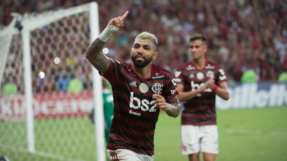 Gabigol ve con incertidumbre su futuro. CRFlamengo