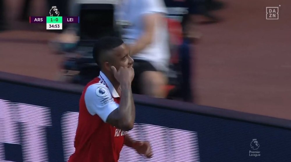 Gabriel Jesus ya los marca a pares. Captura/DAZN