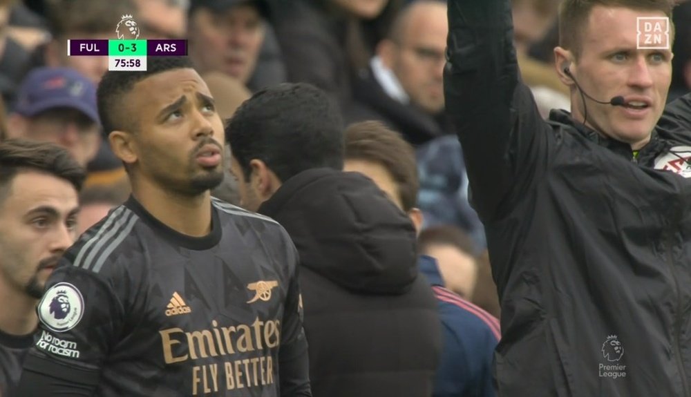Gabriel Jesus was out of action for up to three months. Screenshot/DAZN