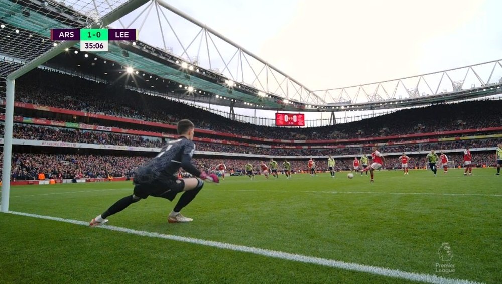 Gabriel Jesus scored the opener in the 35th minute. Screenshot/DAZN