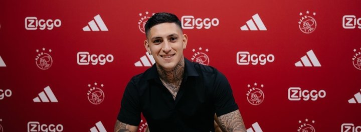 Argentino Gastón Ávila é anunciado no Ajax