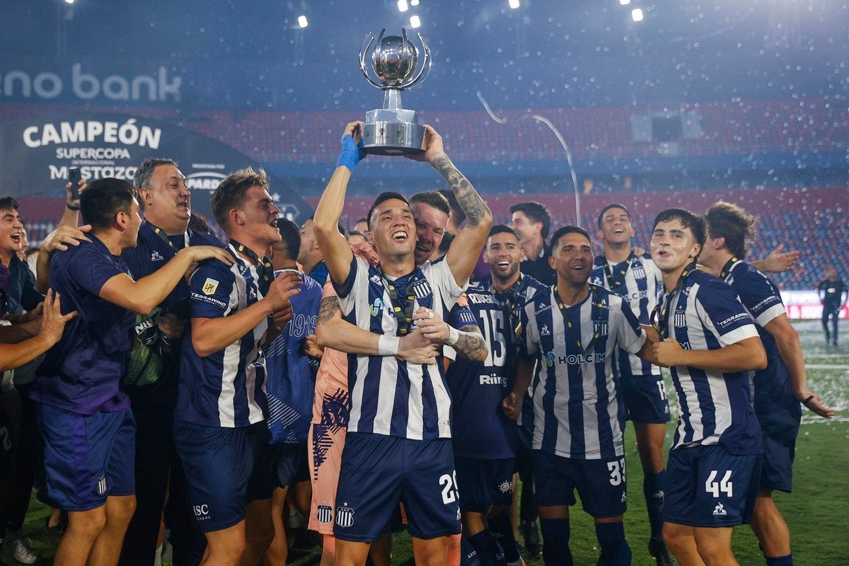 Talleres deja sin Supercopa Internacional a River en los penaltis 2 años después