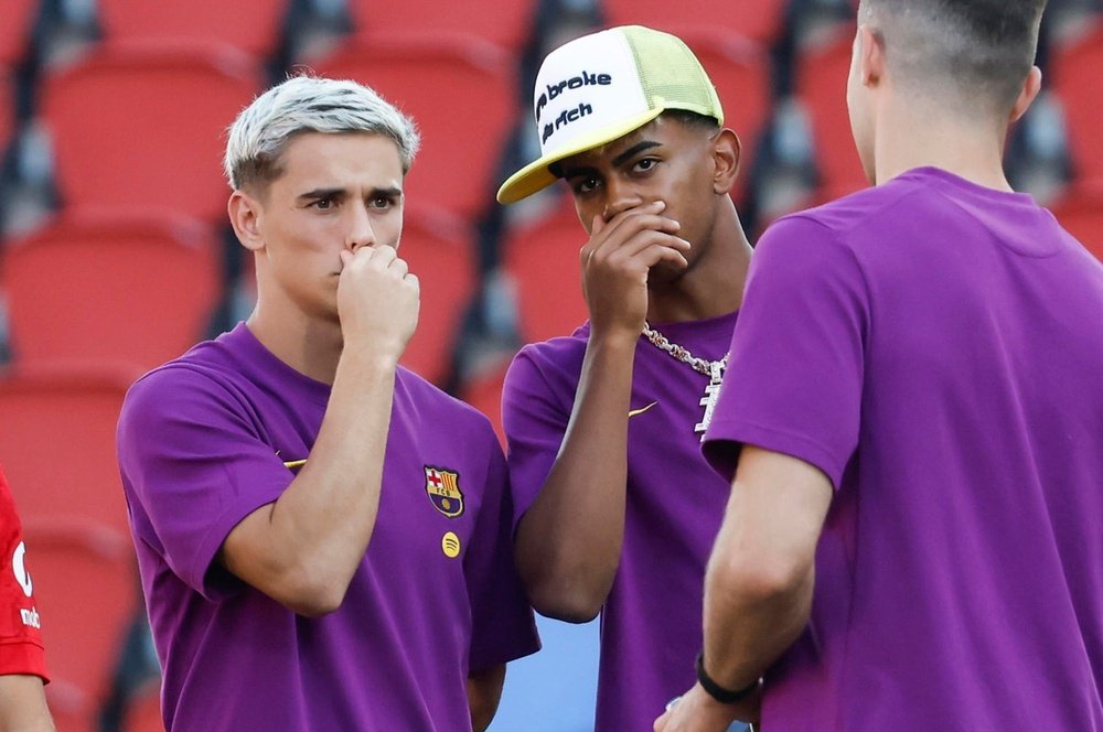 Gavi will miss the next three weeks with a knee injury. EFE
