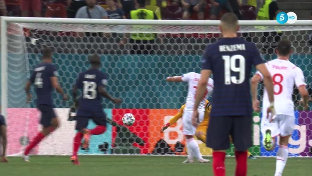 Gavranovic puso el empate a tres ante Francia. Captura/Telecinco