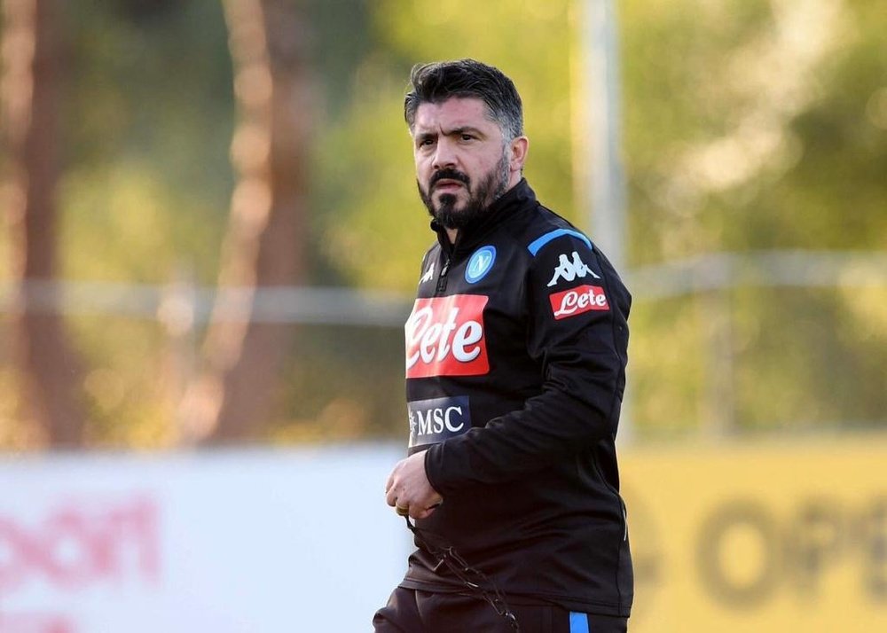 Mauvais début de match de Gattuso avec Naples. Twitter/sscnapoli