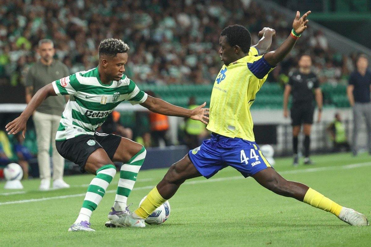 Fifteen Portuguese clubs will release 18 footballers to eight African national teams, ensuring talent from both the top flight and lower divisions will feature in the Africa Cup of Nations, taking place from December 21 to January 18 in Morocco.