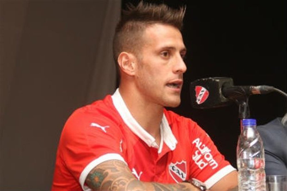 Germán Denis ofrece una rueda de prensa con Independiente. LaNación